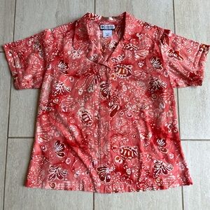 Columbia River Resort pink floral cotton button up shirt